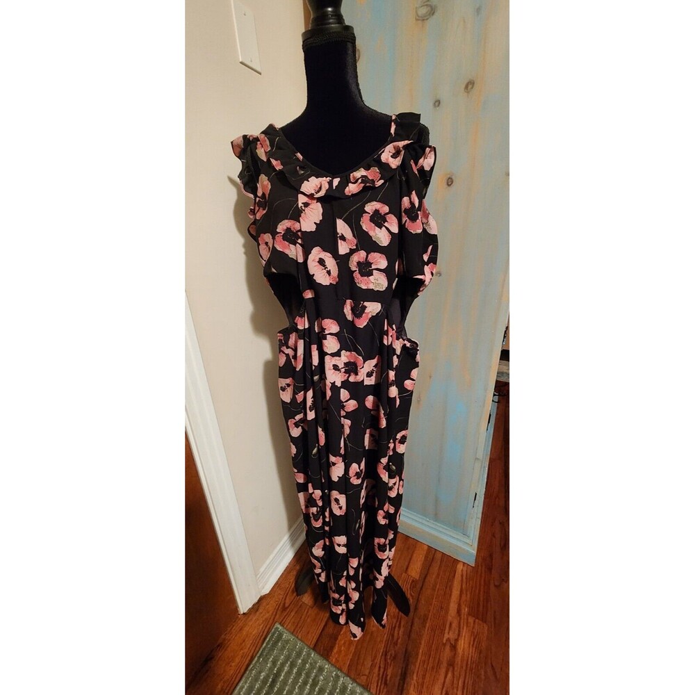 Liberty Love Sz L Black Floral Flutter Sleeve w/open side waist style- Jumpsuit